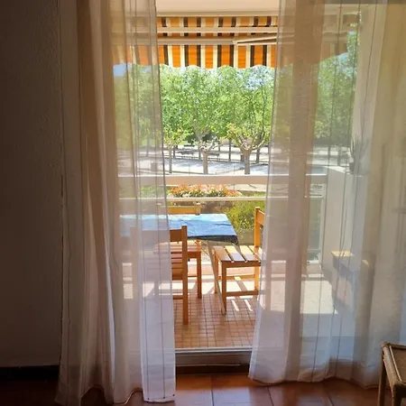 Cabine. Terrasse Ле-Лаванду